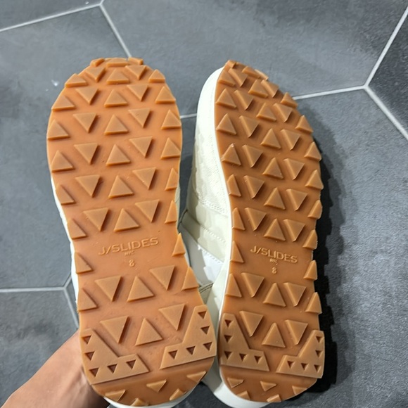 J slides size 8 - Picture 4 of 5